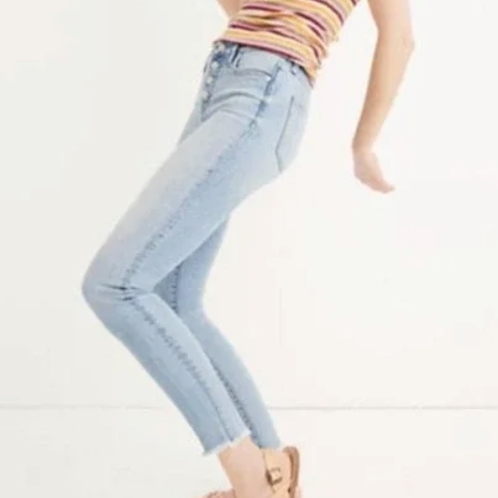 MADEWELL 9" High Rise Crop Jeans Button Front {3C49}